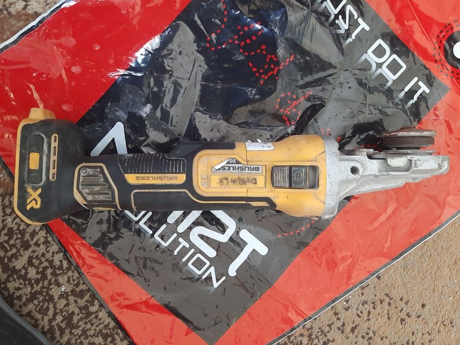 Devalt flex.polizor dcn405f brushles
