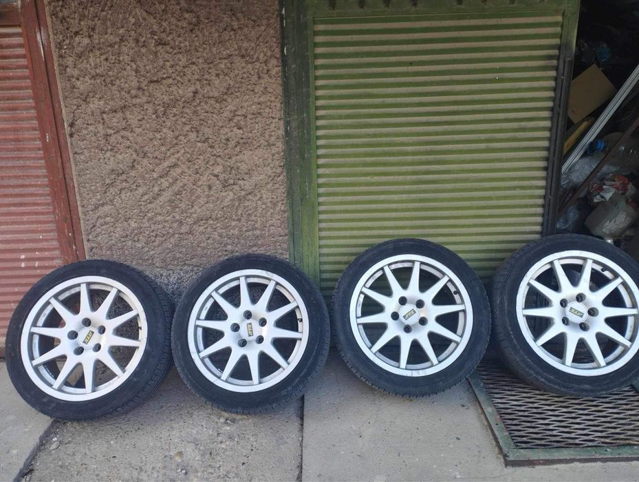 Джанти с гуми 5х112 17 цола ет30 8ж