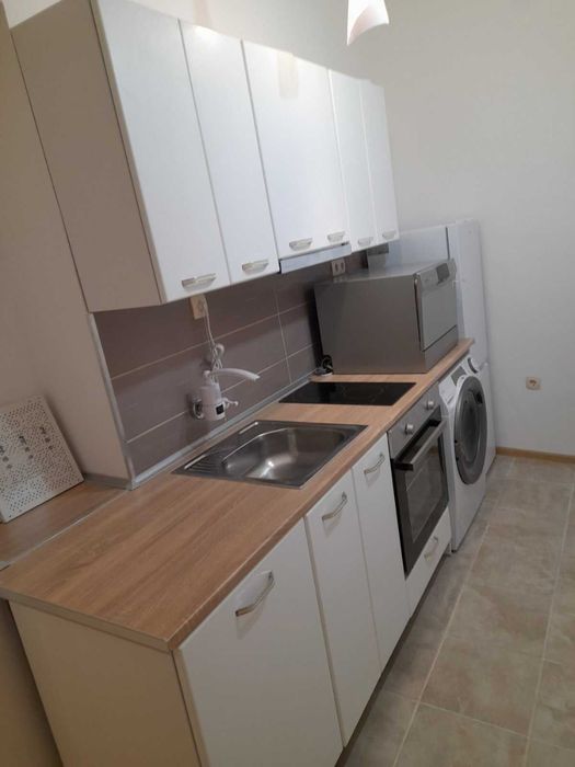 Дава се под наем Тристаен апартамент в София, Медицинска академия - 60 кв.м за 777.75 € - Снимка #14