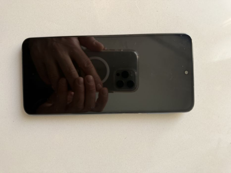 Vand Xiomi 9 T cutie folosit 2 ore si Xiomi 9 Pro ecran mare baterie m