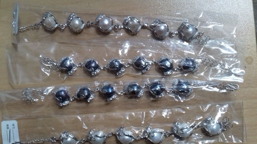 Колиета, гривни, обеци, висулки - Нови бижута - разпродажба !!!