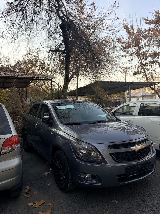 Продается машина Cobalt midnight