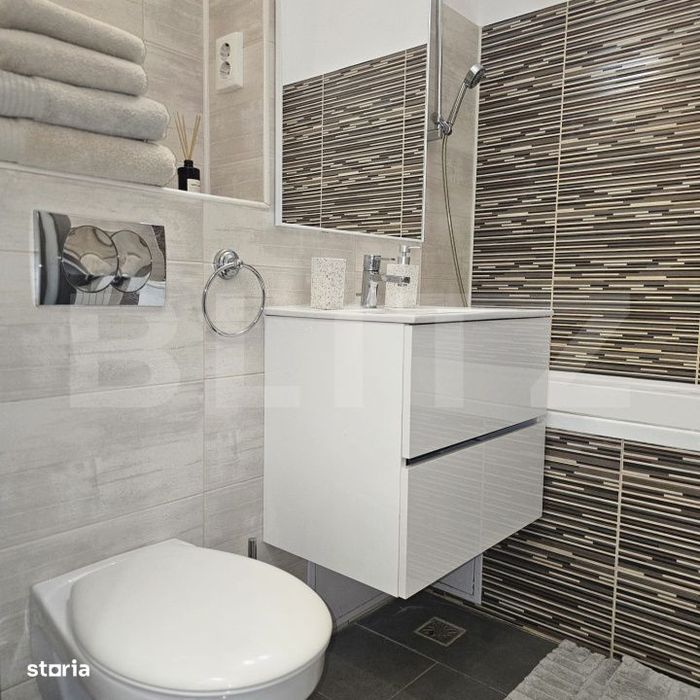 Apartament cu 3 camere, 83 mp, etaj 2, Craiovita Noua, zona Niela