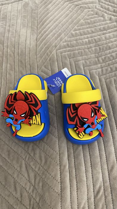 Детская обувь на лето шлепки