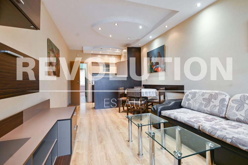 Дава се под наем Двустаен апартамент в София, Надежда 1 - 74 кв.м за 613 € - Снимка #1