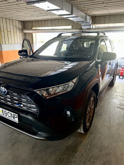 Vind Toiota RAV4 HIBRID 4*4