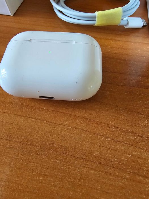 Продавам слушалки Air Pods Pro 2