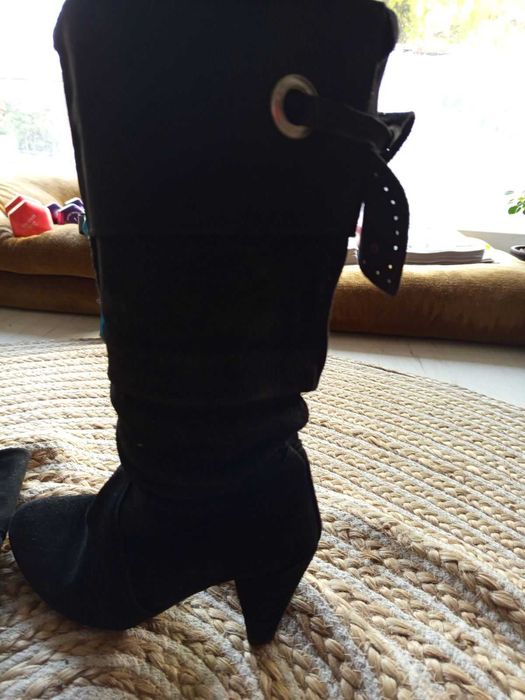 дамски ботуши от естествен черен велур