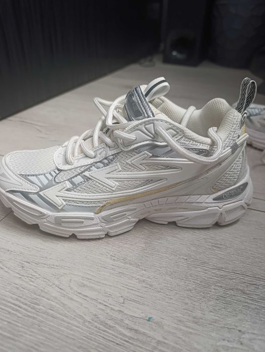 Off-White Be Right Back мъжки маратонки