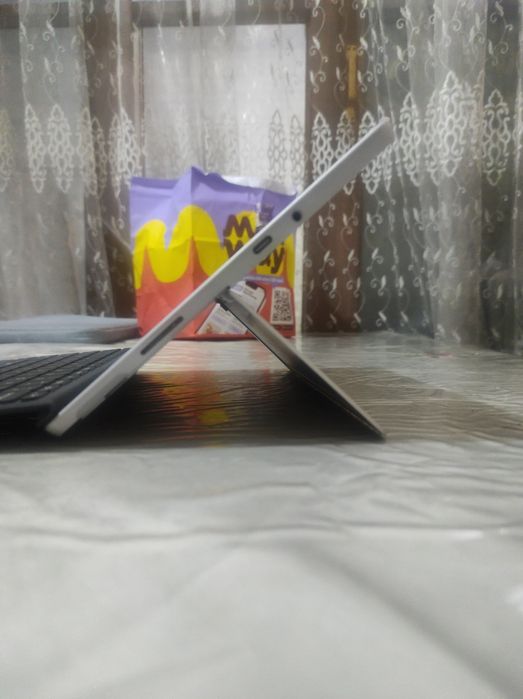 Ноутбук / планшет Surface Go 4/128