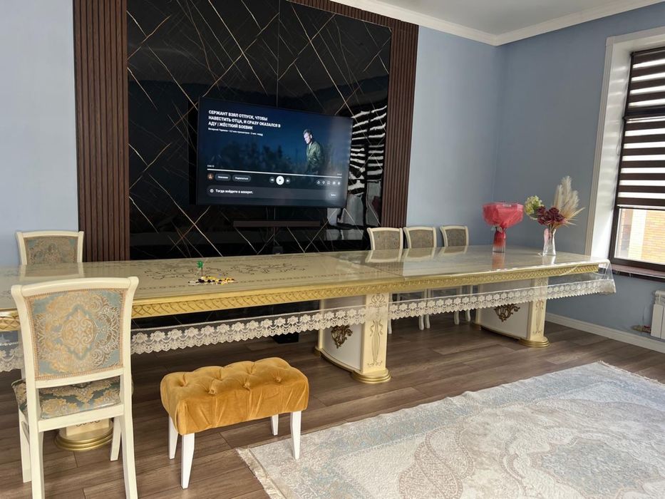 Продам стол длиной 5 метров