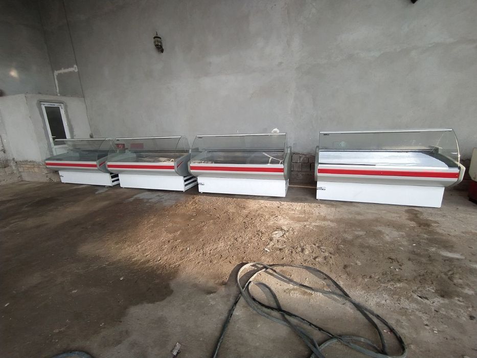 Холодильник для магазина