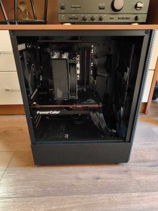 Ryzen 3600, Rx 5700xt, 16gb, 500gb