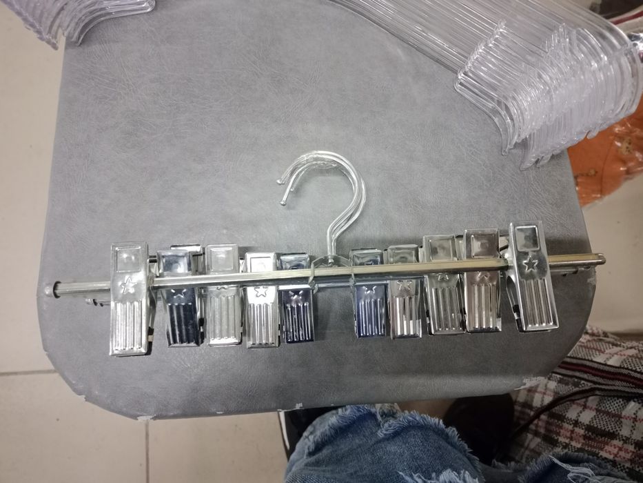 Продам плечики для одежды