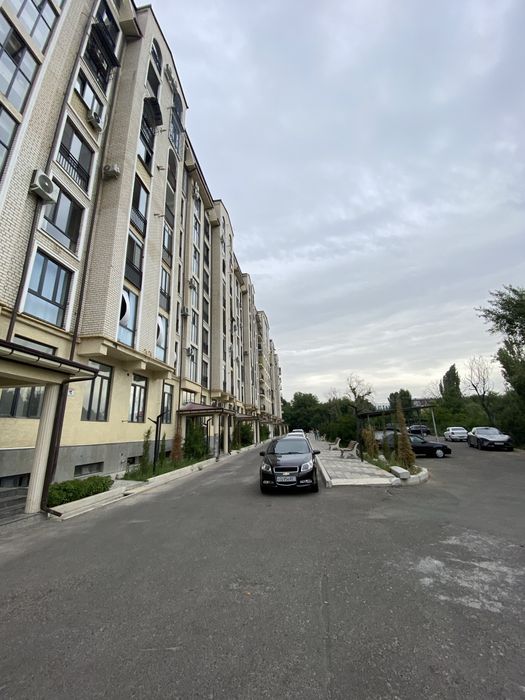 Продаю двухуровневую коробку 85м2 на массиве «ТТЗ» Ж/К «PALLACO”