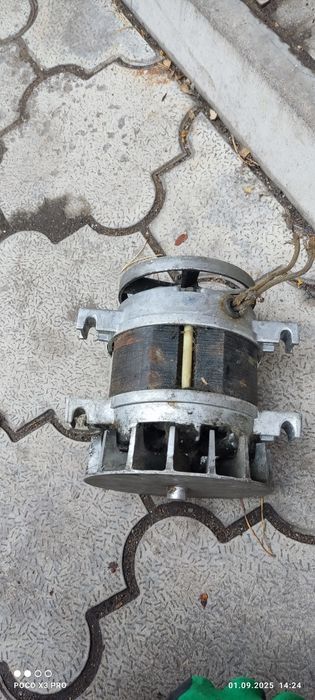 Электродвигатель от стиральной машины