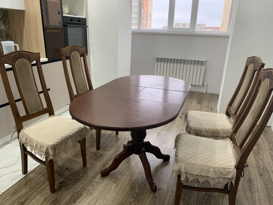 Продам стол со стульями