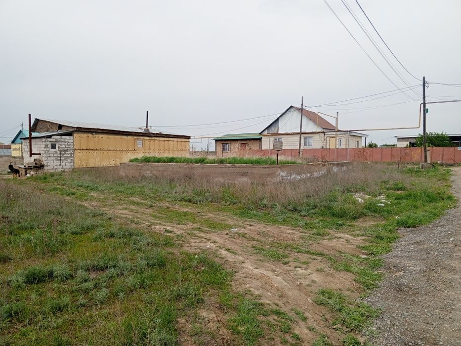 Продам земельный участок с фундаментом