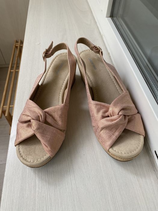 Сабо розовые