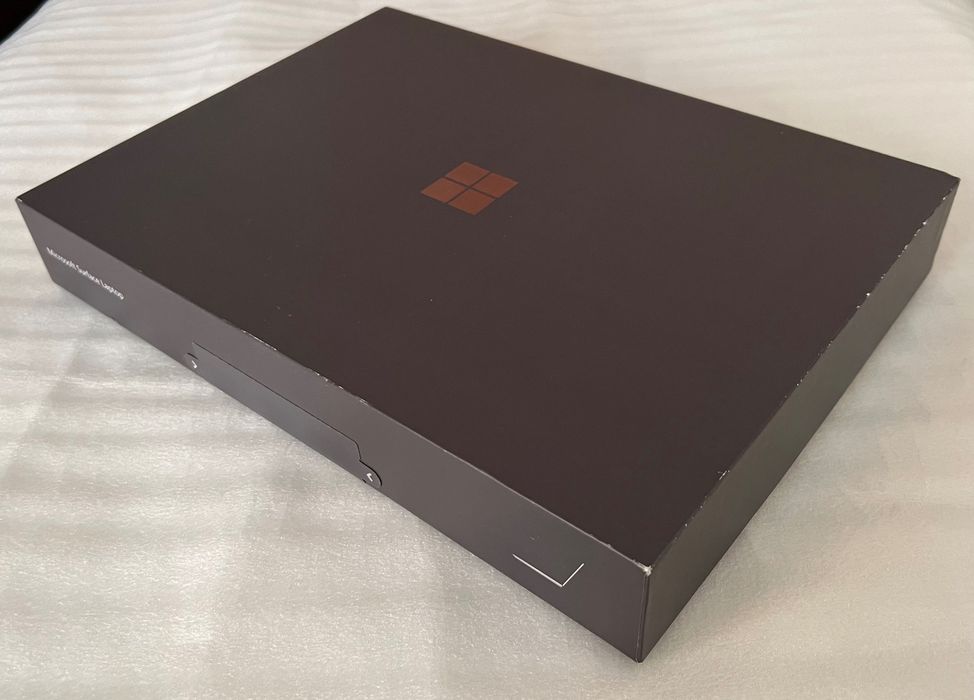 2025 Microsoft Laptop 7 SIGILAT ! 1TB 16GB 15,2” touch surface 2024