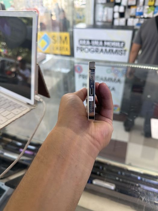 Iphone 12 pro 256Gb 84%