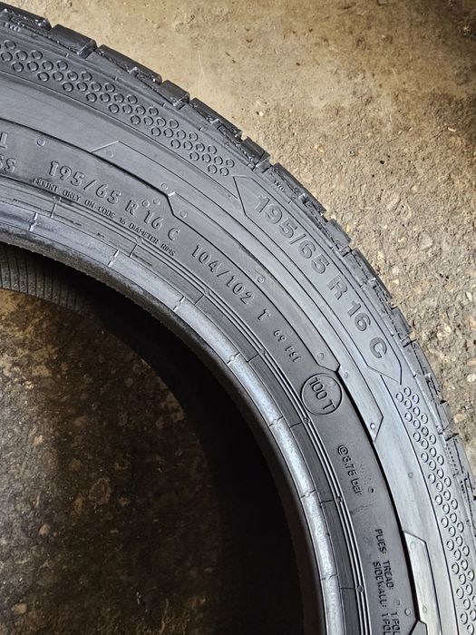 4 anvelope vara noi 195 65 16C Continental