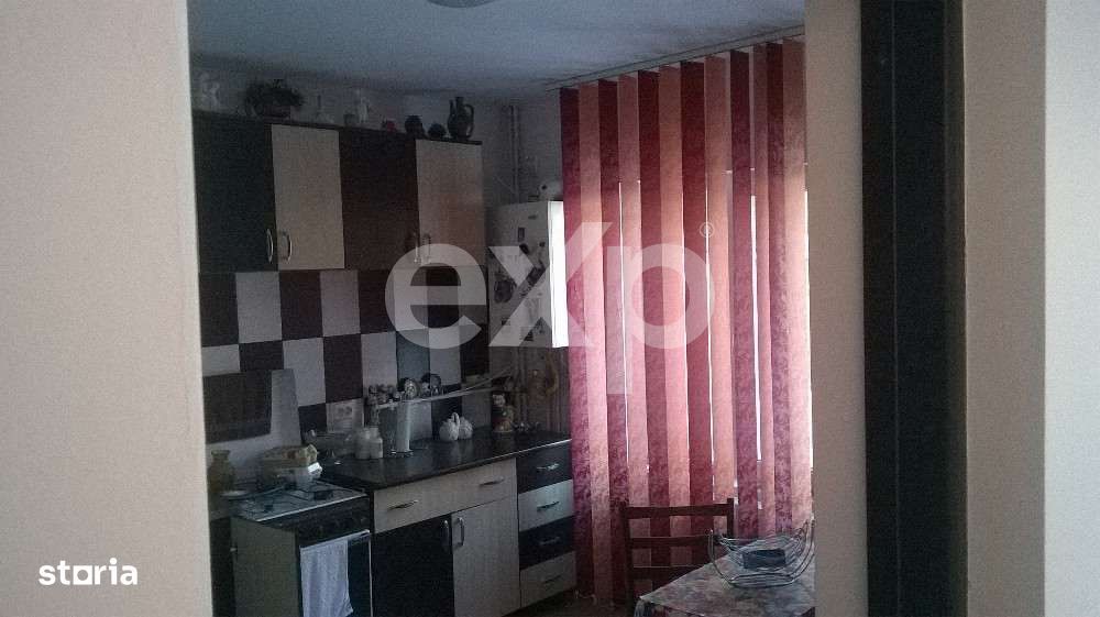 Casa spatioasa cu teren de 2.500 mp in Valea Marului