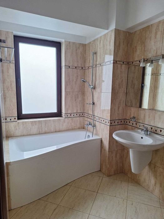 Inchiriere 3 camere Calea Plevnei, 100 metri