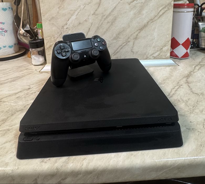 PlayStation 4