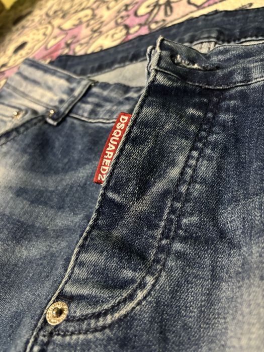 Мъжки дънки на DSQUARED2