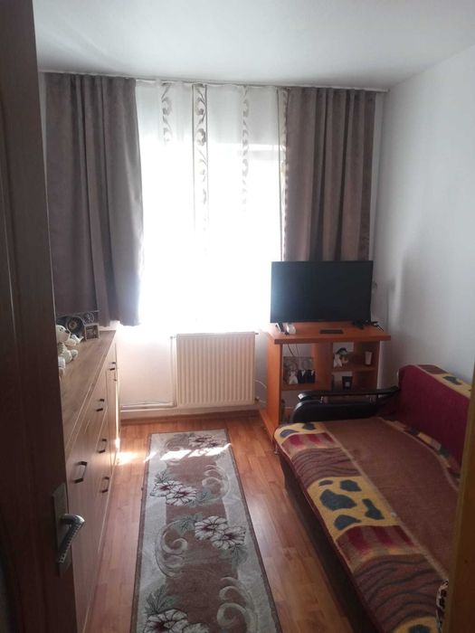 Apartament 4 camere