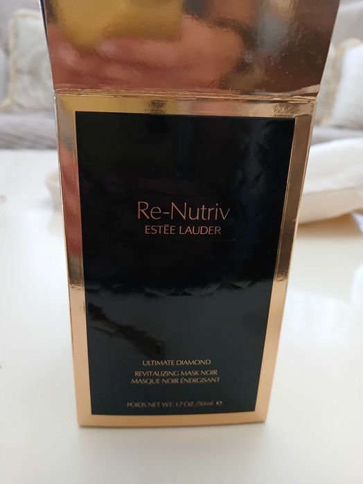 Стягаща и подхранваща маска за лице Estee Lauder  ULTIMATE DIAMOND