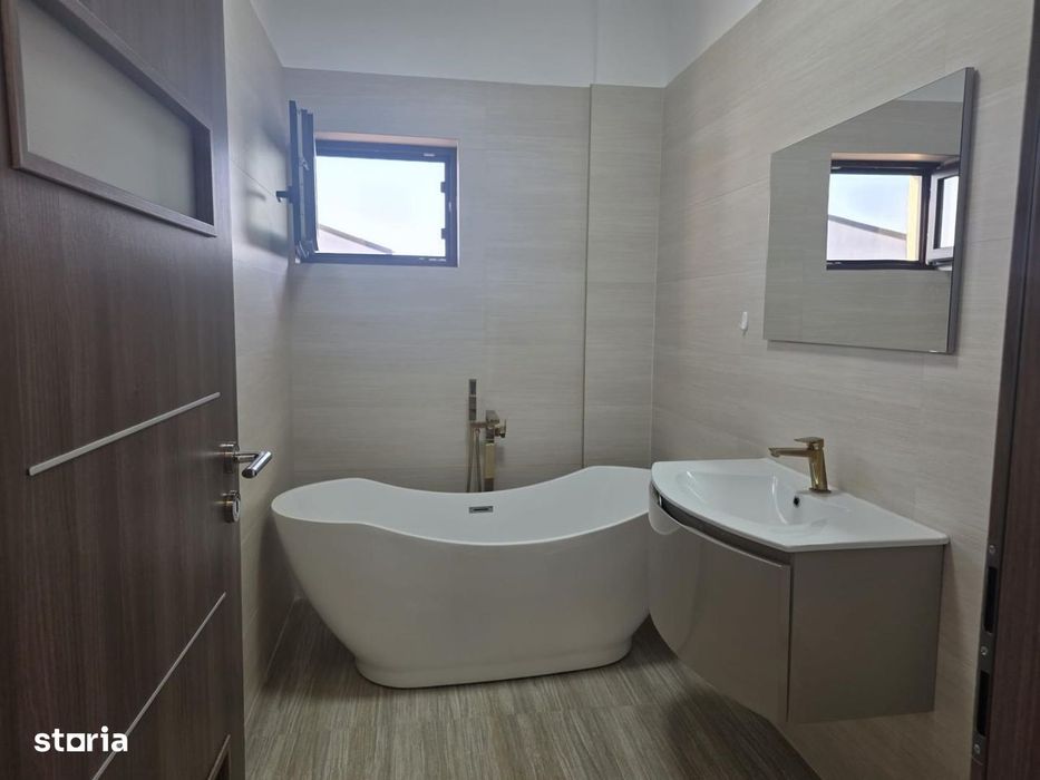 Vila 5 camere LUX TUNARI