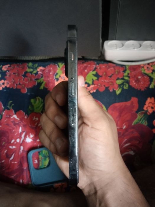 Iphone 13 pro 256 xotira yomkost 75