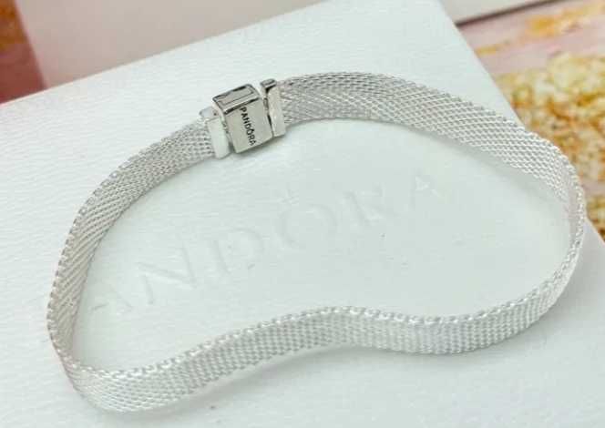 Гривна Пандора|Pandora