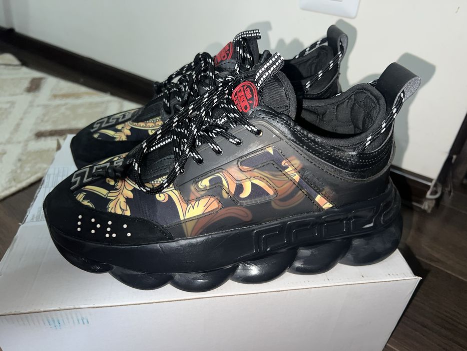 Versace Chain Reaction