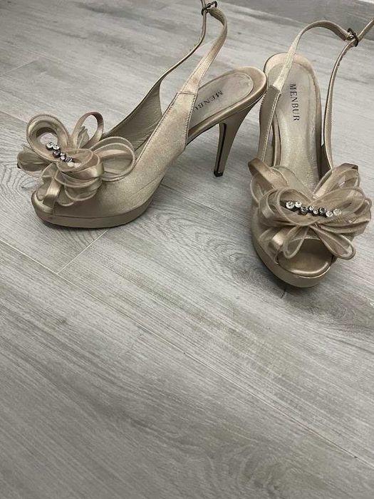 Комплект официални обувки и чанта