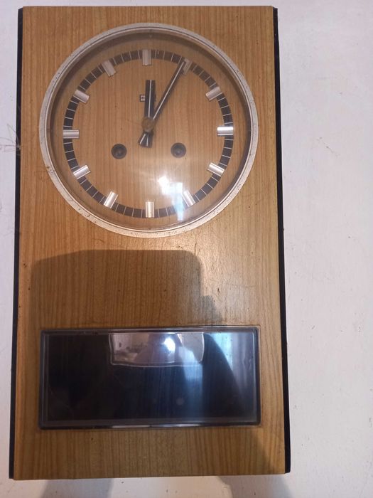 Predom Metron - ретро полски стенен часовник