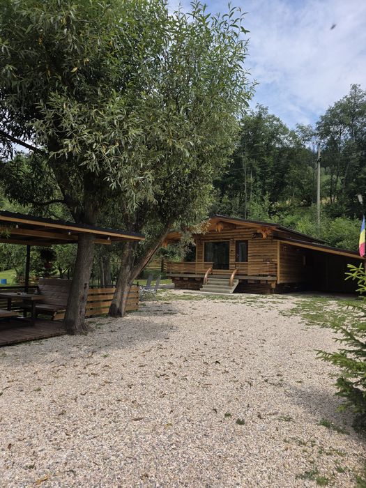 Cazare Vatra Dornei.Cabană  2 pers(sau familie 2 copii).