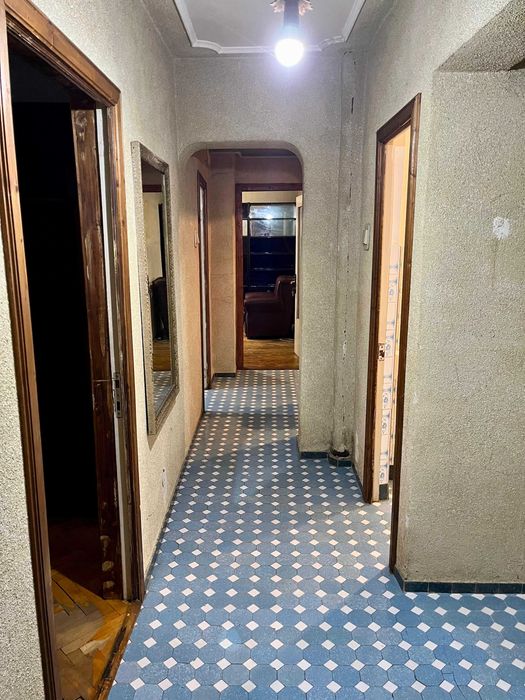 PF Vând apartament 3 camere decomandat, zona centrala, Iasi