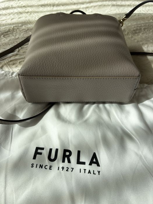 Оригинална чанта Furla