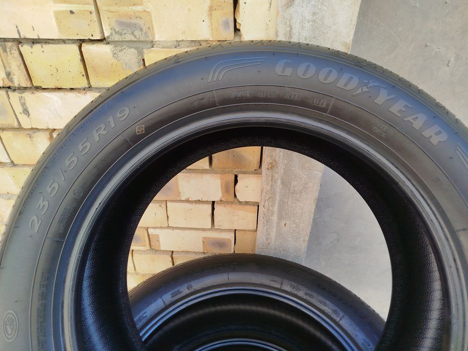 235 55 R19 Shina Good Year