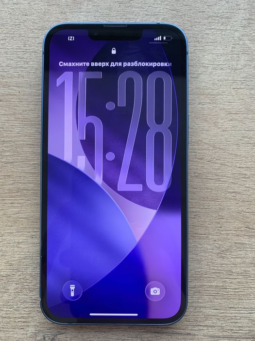 Продам айфон  13