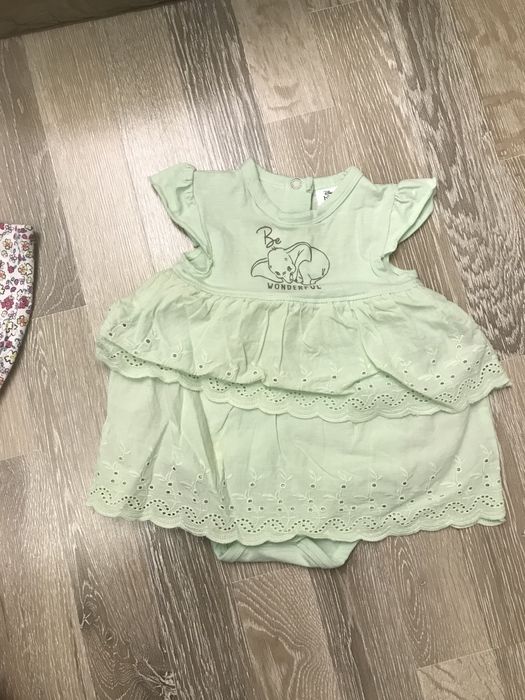 Бодики и платья для девочек