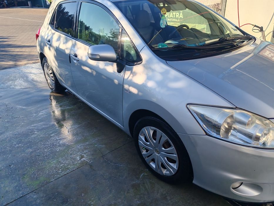 TOYOTA Auris 0 — imagine 3