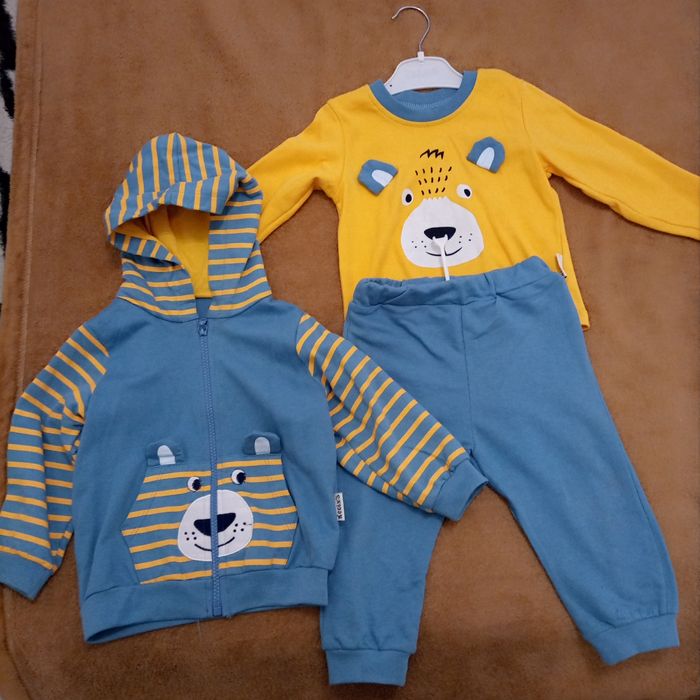 Продам детские вещи