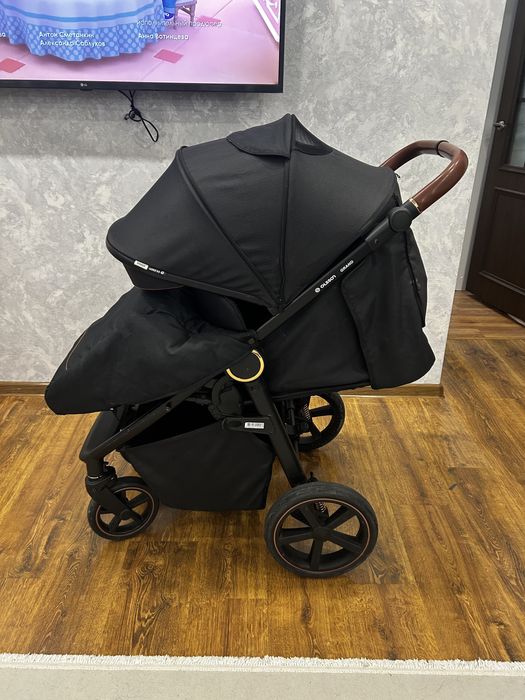 Продам прогулочную коляску Ollson