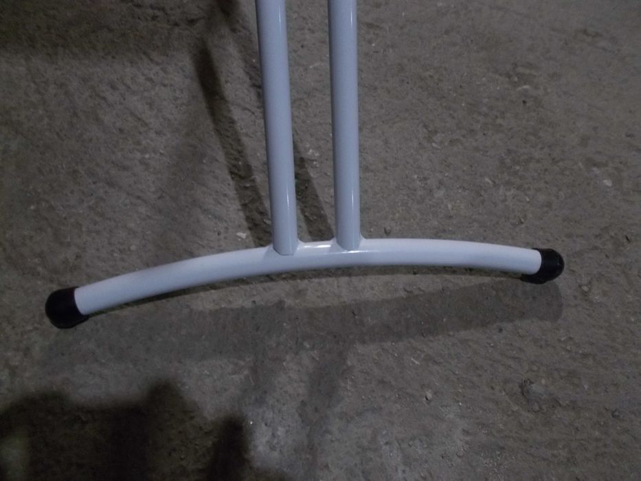 Дъскаи за гладене със стойка,сгъваеми ,2 броя