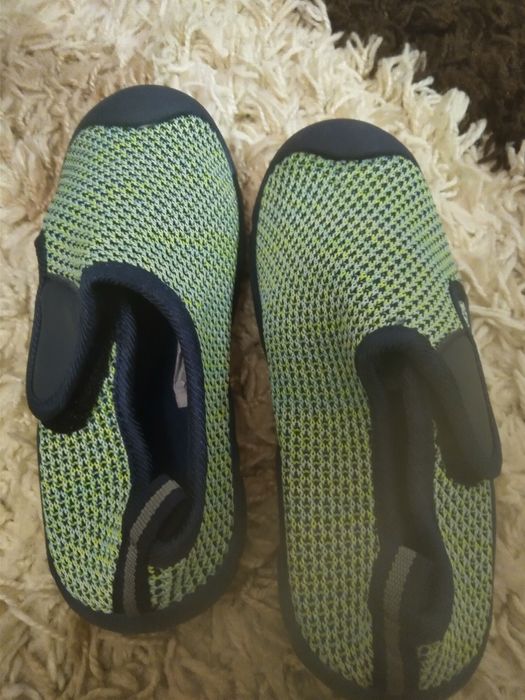 Детски обувки нови