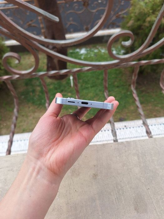 Samsung Galaxy A55, память 256 GB.
Телефон рабочий, включается, работа